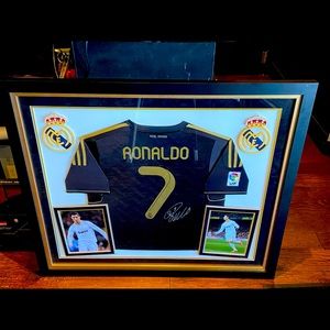 Cristiano Ronaldo signed and framed Jersey